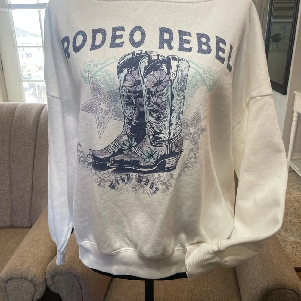 Rodeo Rebel sweatshirt - Picture 1 of 4